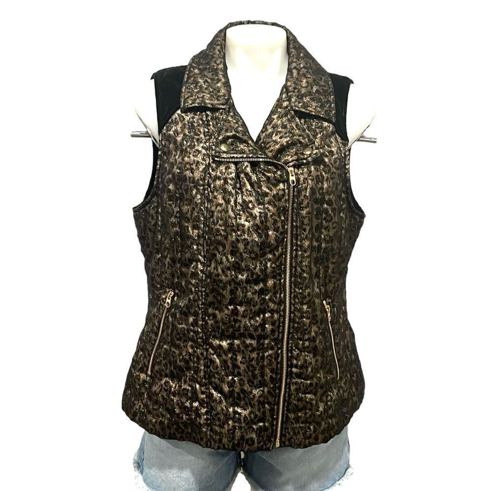 Chico’s velveteen leopard mix zip up vest with gold hardware size 2 - Picture 2 of 8